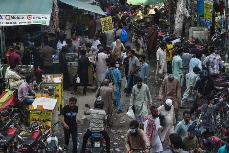 Health experts feared Pakistan's crowded cities would provide fertile breeding ground for the coronavirus