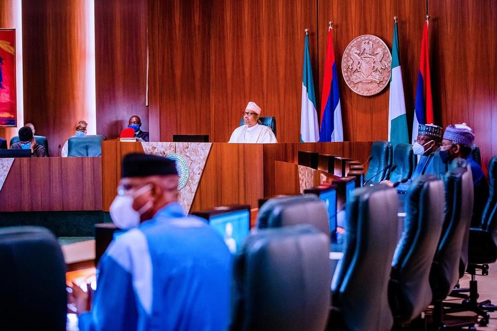 President Muhammadu Buhari inaugurates APC tripartite committee at the State House on Monday, August 31, 2020 (Tolani Alli)