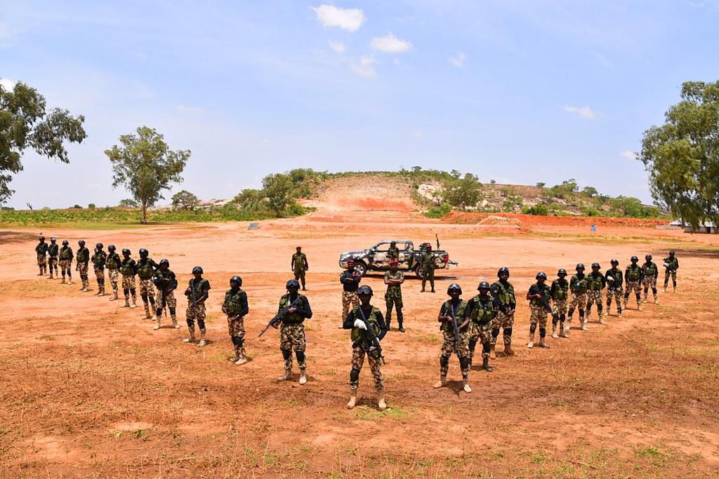 NAF graduates 30 helicopter gunners in Kaduna. [Twitter/@NigAirForce]