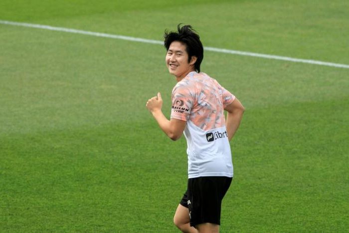 Lee came through Valencia's youth academy after originally joining from Incheon in 2011