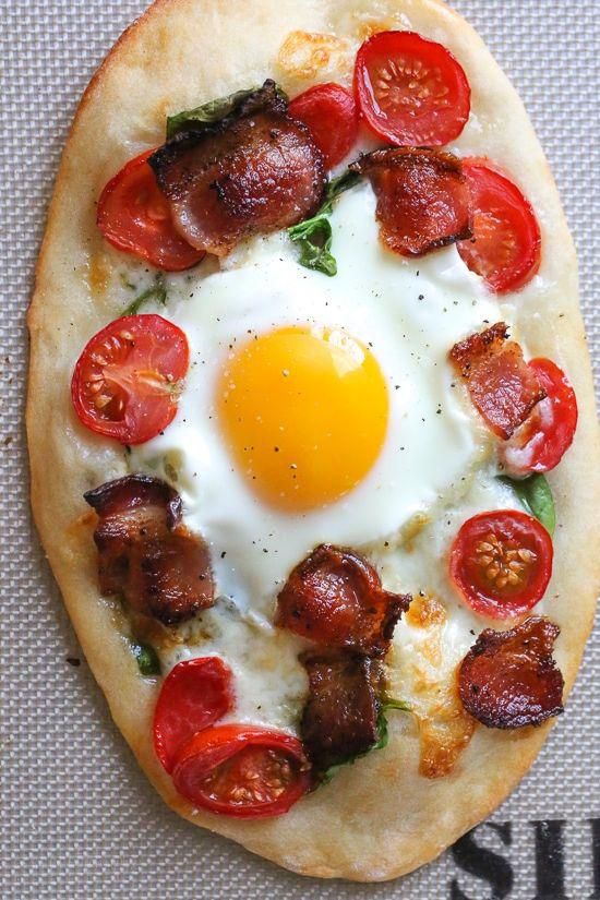 breakfast pizza