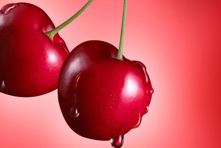 Dr. Pimple Popper Removes Cherry-Shaped Cyst