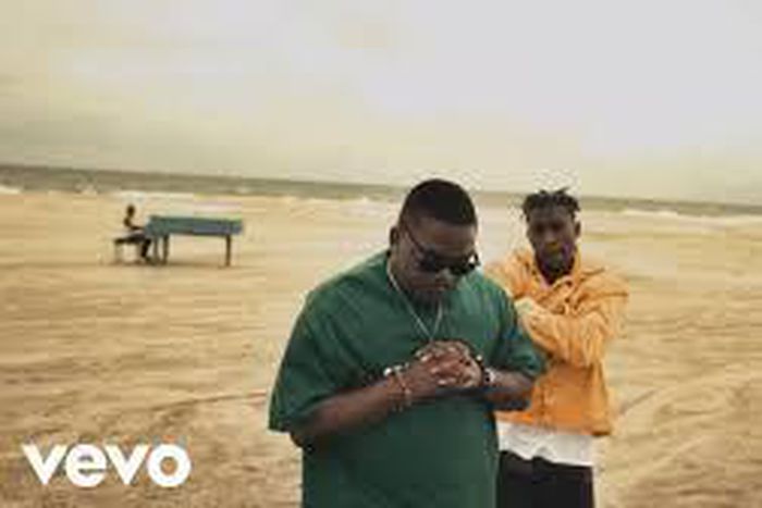 Olamide releases new video for 'Triumphant' with Bella Shmurda. (YBNL/EMPIRE)
