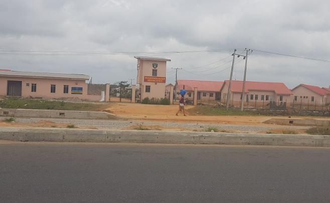 President Muhammadu Buhari Police Barracks at Mowo along Lagos-Badagry Expressway (Pulse)