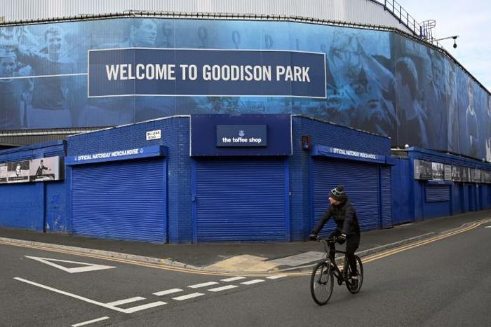 Liverpool's mayor believes the Merseyside derby can be held at Goodison Park