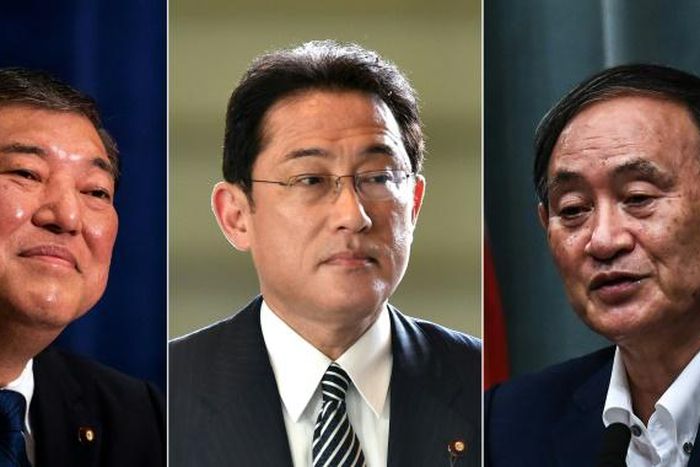 Japan's Shigeru Ishiba, Fumio Kishida and chief cabinet secretary Yoshihide Suga (L to R) are contenders to replace Shinzo Abe as prime minister