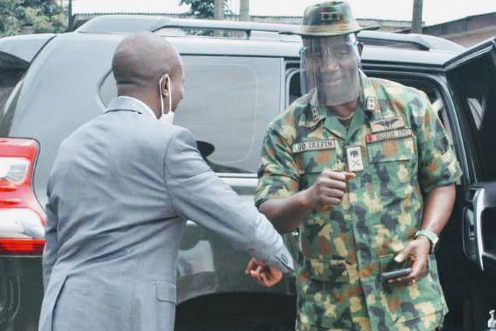 Maj.-Gen. Olu Irefin, the General Officer Commanding (GOC) 6 Division, Nigerian Army, Port Harcourt visits the EFCC office in the state. [NAN]