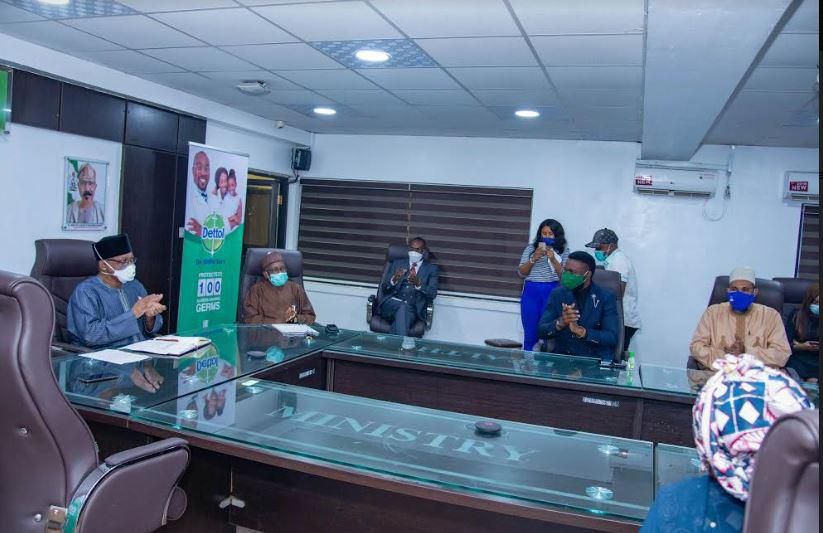 Dettol and Jik donate hygiene products to the Federal Ministry of Health.  (RB Nigeria)