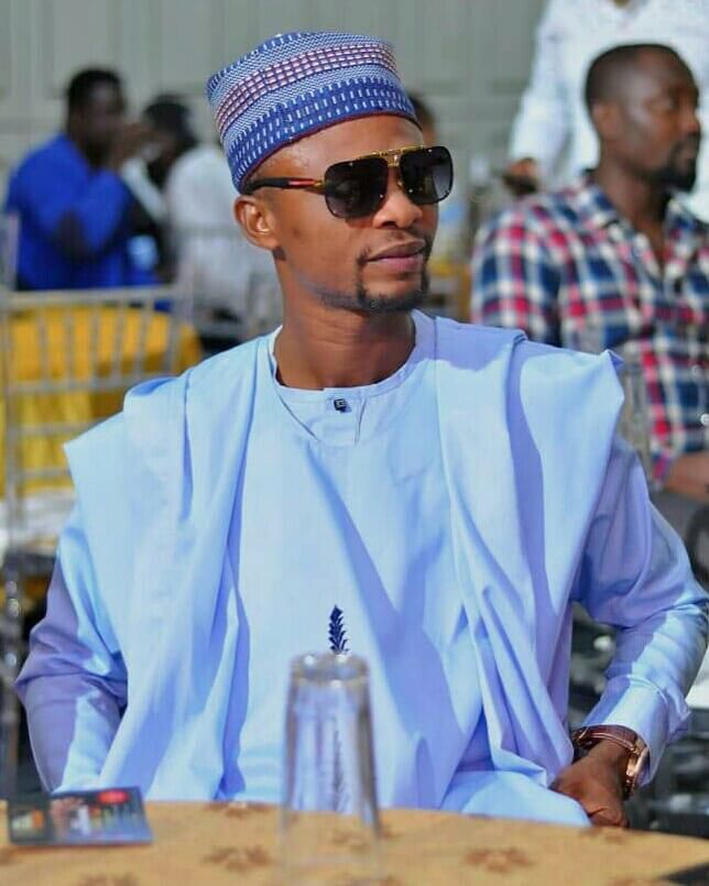 Nigerian comedian, Francis Agoda popularly known as I Go Dye has donated his newly built mansion to the federal government as an isolation center for coronavirus patients. [Instagram/IGoDye]