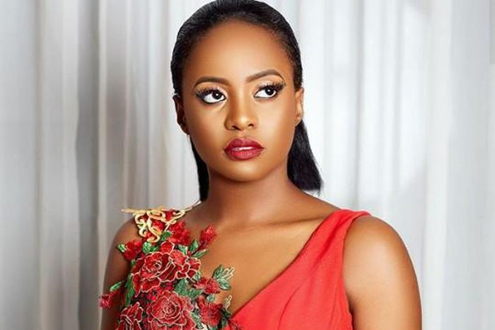 Vice President's daughter, Kiki Osinbajo denies owning N800m property in Abuja  (Punch)