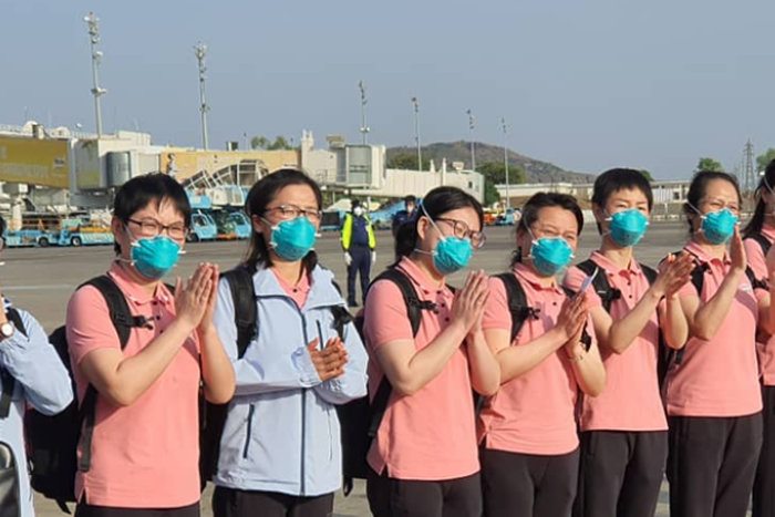 Chinese Doctors arrived in Nigeria to help in he fight against coronavirus. (Punch)