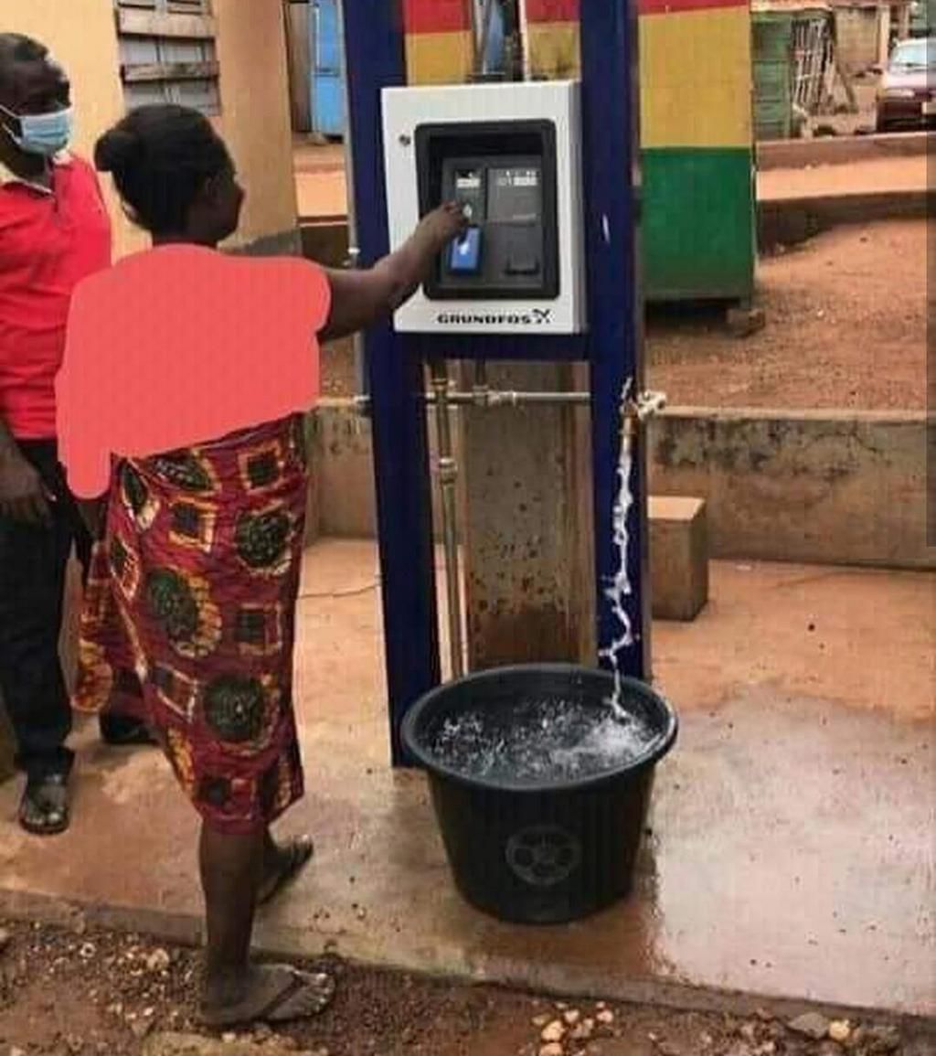 Ghana: Public water vending machine allows you to buy with ATM card