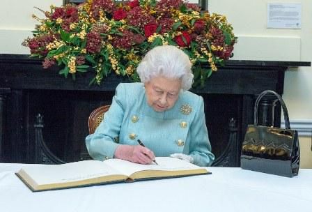 Queen Elizabeth of England. [republicreporters]