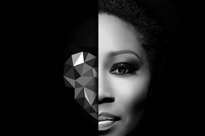 Lindsey Abudei releases new single, 'One On The Outside.' (Lindsey Abudei)