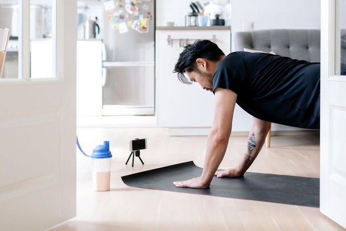 This Guy Did 100 Pushups Every Day for a Year