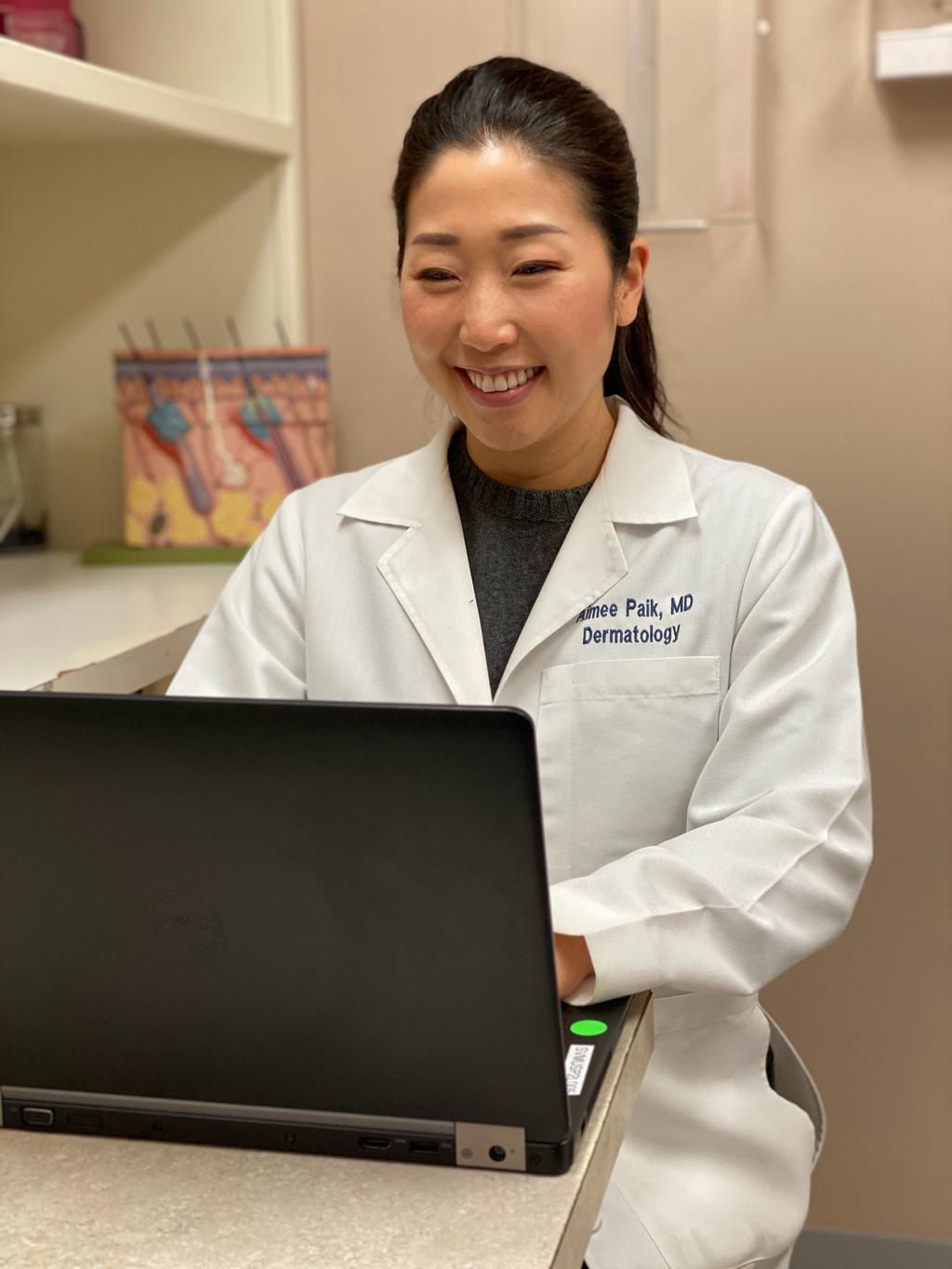 Dr. Paik evaluating an Apostrophe patient remotely.