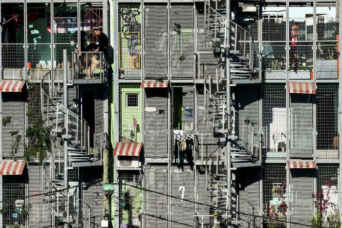 The Villa 31 slum in Buenos Aires is separated by a broad avenue from some of the Argentine capital's trendiest neighborhoods