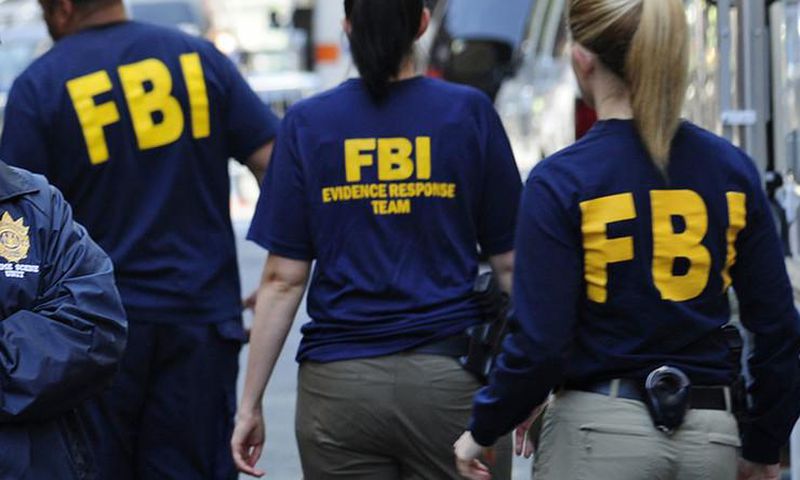 FBI agents