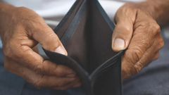 5-money-beliefs-keeping-nigerian-youths-broke-in-2025