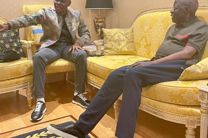 Lagos State governor, Babajide Sanwo-Olu (left), with former Lagos State governor, Bola Tinubu (right) [LASG]