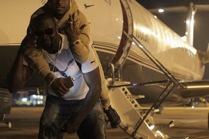 Tijani and Davido [Instagram/TeeJayDMW]