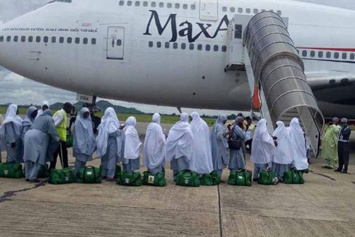 Saudi Arabia wants 60,000 vaccinated residents of the kingdom to perform the annual hajj (Guardian)