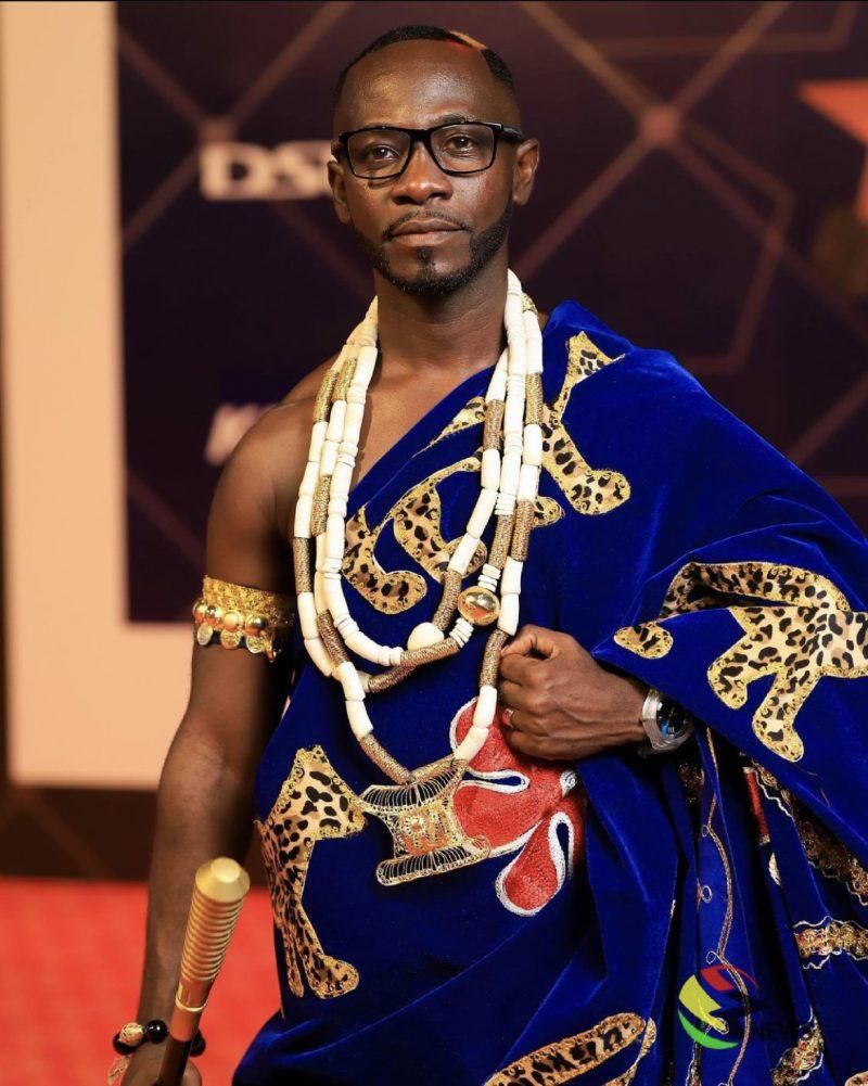 Okyeame Kwame on VGMA21 red carpet