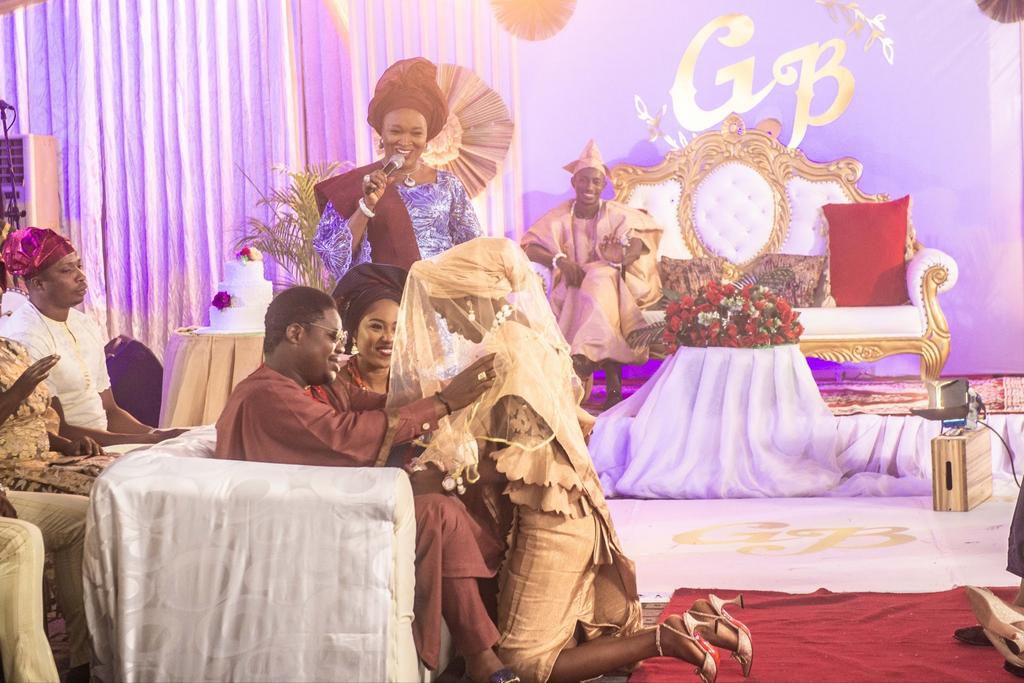 Celebrating Alaga Iduro (Traditional MCs) as an Omoluabi