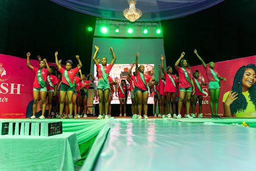 Lush Hair awards Nigeria Choice Best Hair Brand of the Year Award