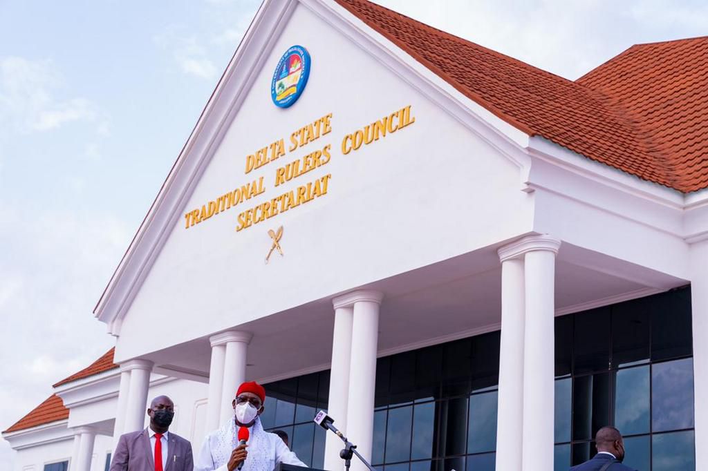 Traditional rulers secretariat is inaugurated in Delta State by Govs Okowa and Tambuwal on March 24, 2021 (Delta govt press corps)
