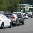 Petrol queues have persisted in the UK (Daily Advent)