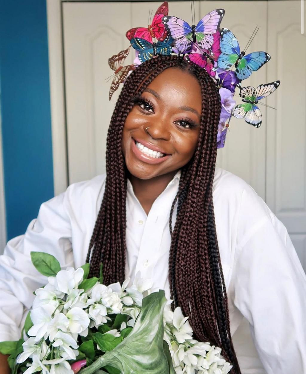 Knotless braids are in, and Darling Nigeria has got you covered for the holidays!