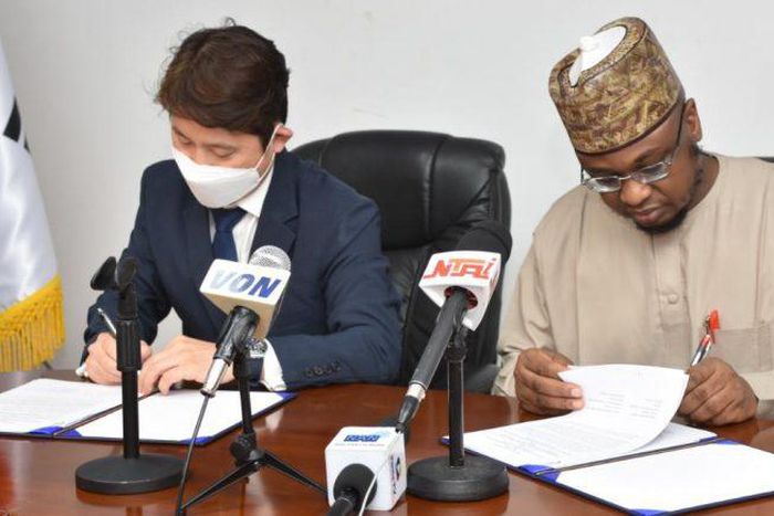 L-R: Ambassador of the Republic of Korea, Kim Young-Chae and Nigeria's Minister of Communication and Digital Economy, Dr Isa Pantami. [NAN]