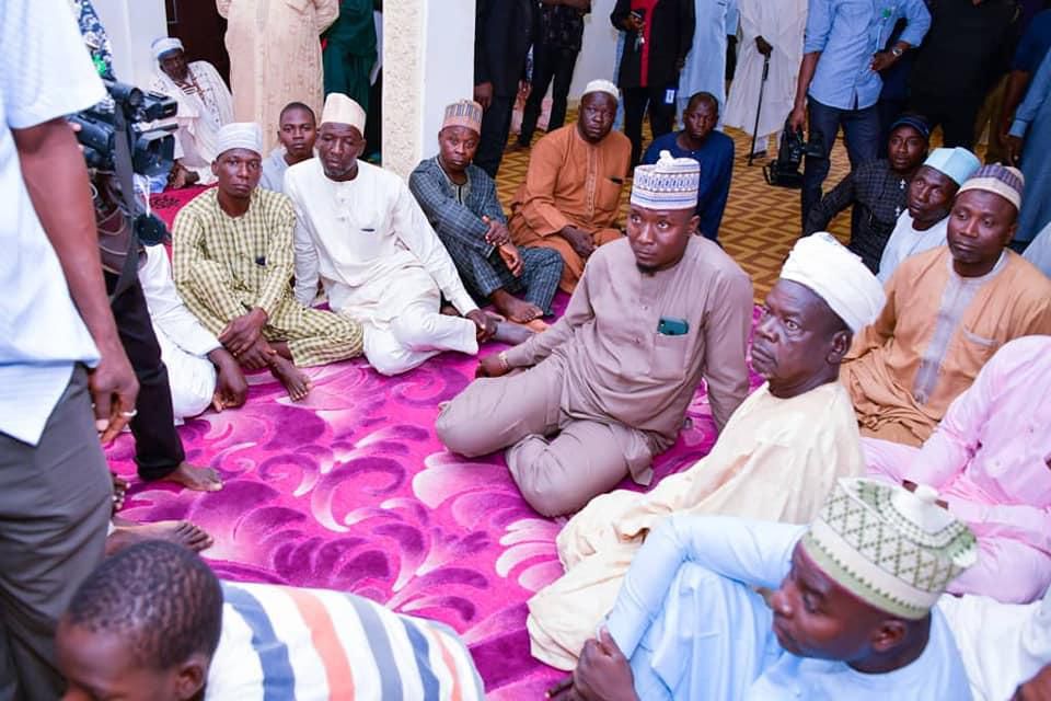 Parents of schoolchildren abducted in Niger State [Niger State Government]