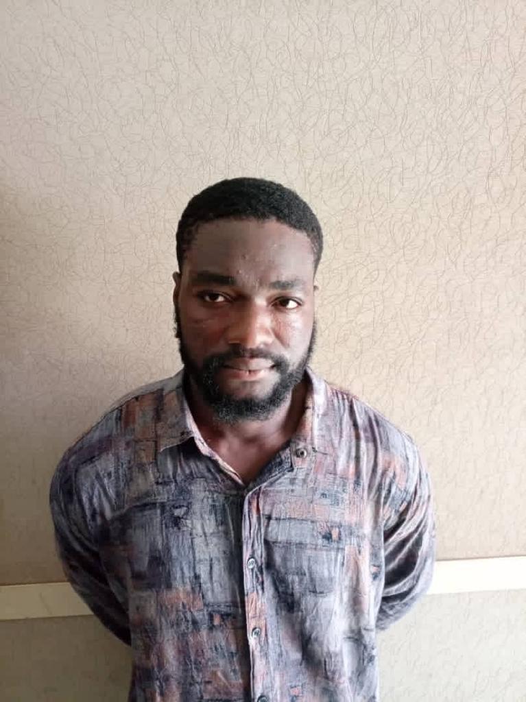 Suspected drug dealer, Ifeanyi Nwankwo, was arrested by National Drug Law Enforcement Agency (NDLEA) [Twitter/@ndleanigeria]