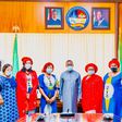 Delta Gov Okowa with Police Officers Wives Association (POWA) in the state, led by Hajia Aisha Hafiz-Inuwa, wife of the Commissioner of Police, at Government House, Asaba on Nov 11, 2020 (State house press corps)