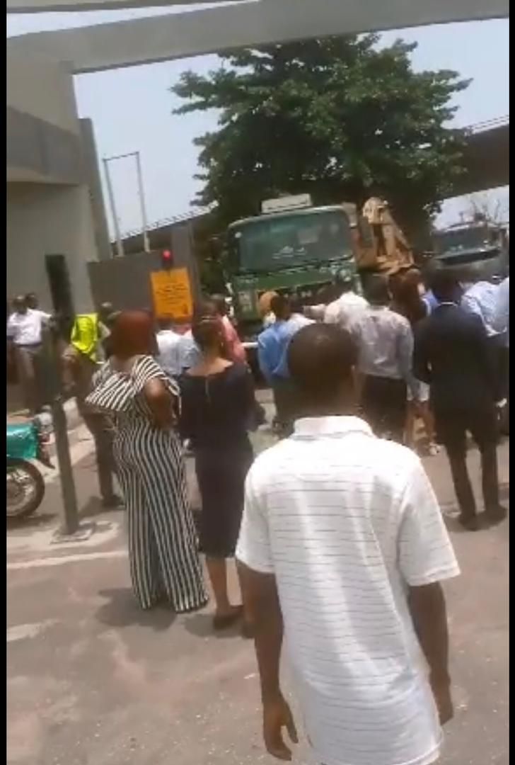 Osborne Foreshore Residents Association (OSFRA) in another show of unruliness