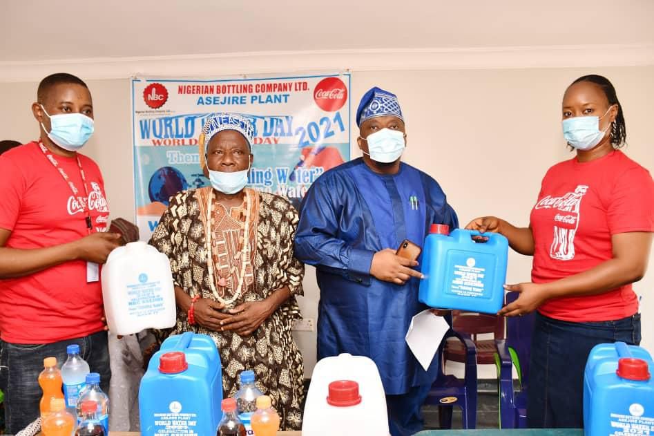 Mr Tijani Salau  Baale of Olukeye Village, Chief Lateef Bakare  Chairman Water Corporation of Oyo State, Dr Adebayo Adepoju & Mrs Olufunke Ogundipe