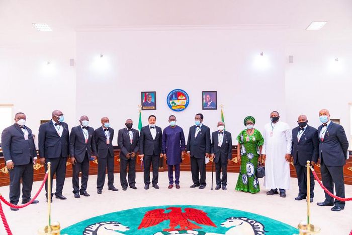 Governor Ifeanyi Okowa charges religious bodies to pray for Nigeria (Delta State Govt)