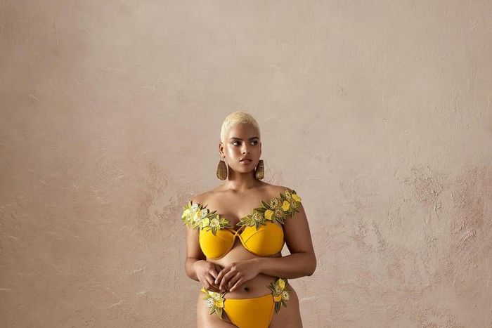 The Mona Bikini {instagram/andreaiyamah}