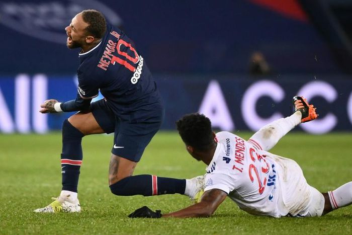 Neymar suffered a sprained ankle in PSG's loss to Lyon earlier this month