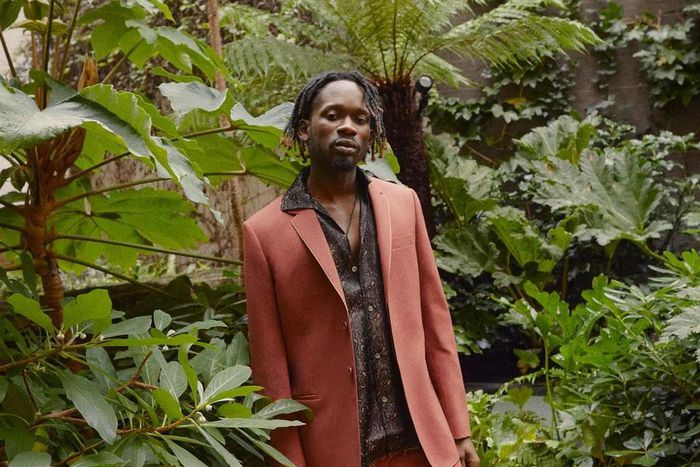 Mr Eazi adds a Range Rover Autobiography to his garage [Instagram/MrEazi]