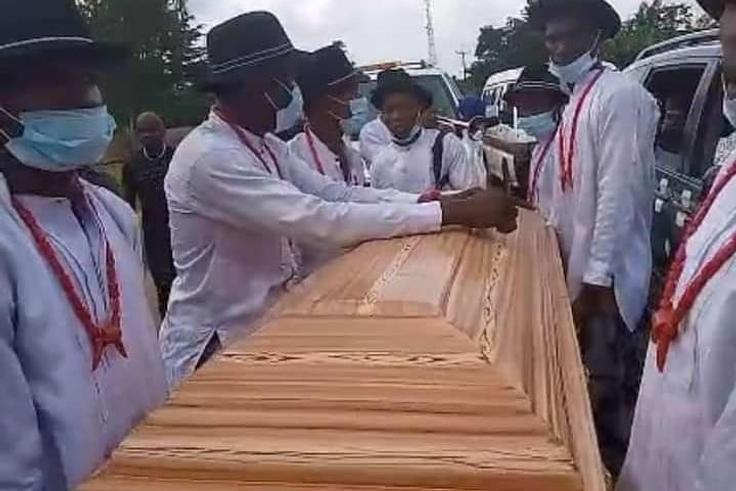 Ada Jesus laid to rest in Imo state [TopNaijaBlog]