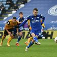 Leicester striker Jamie Vardy scores from the penalty spot