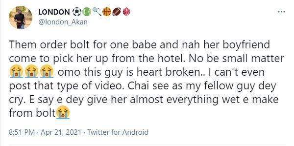 Bolt driver meets girlfriend in hotel with a client who requested his service