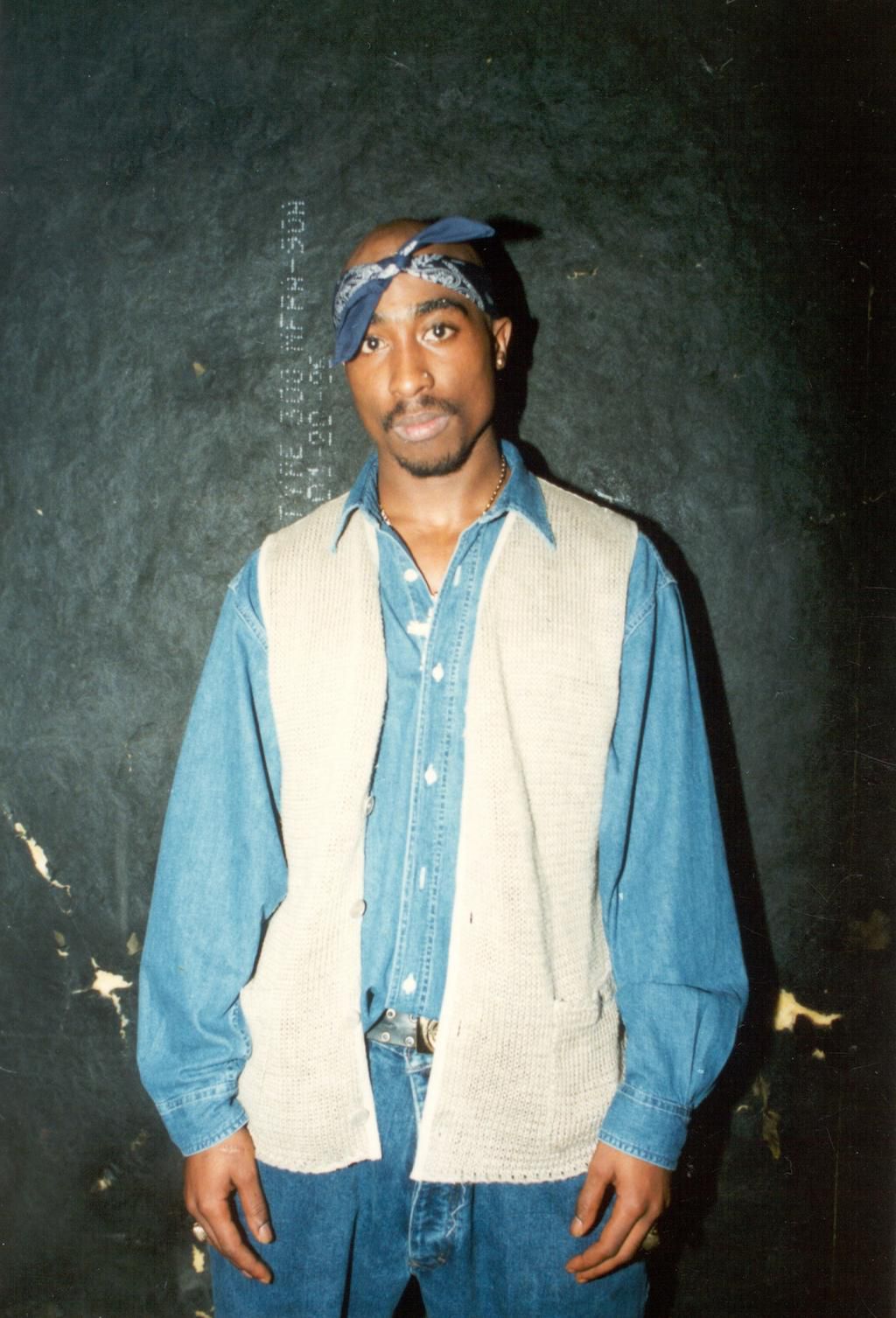 Tupac popularized the bandana [pinterest]