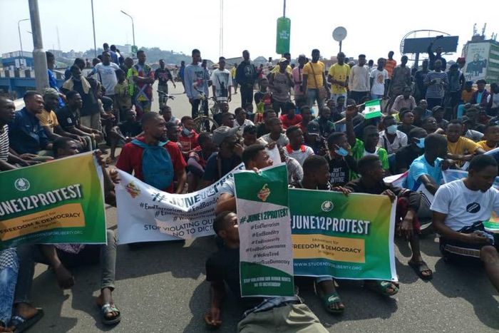Youths protest against bad governance in Ibadan (TheWhistler)