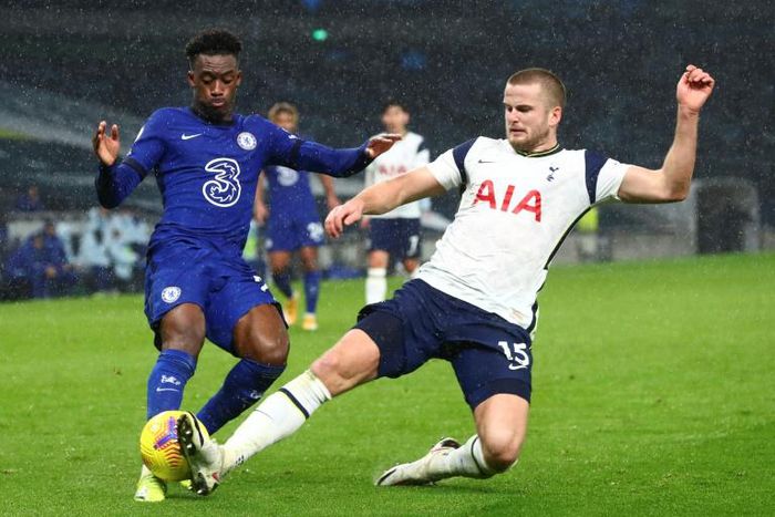 Tottenham defender Eric Dier (R)