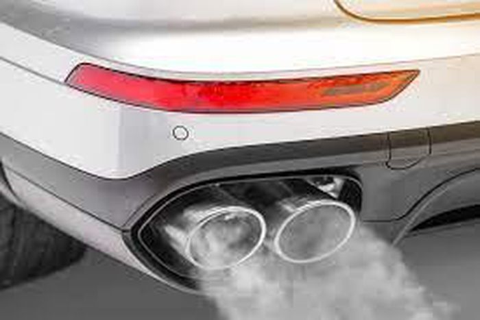 Car owners cry as stealing of exhaust pipes to extract brown powder for sniffing increases