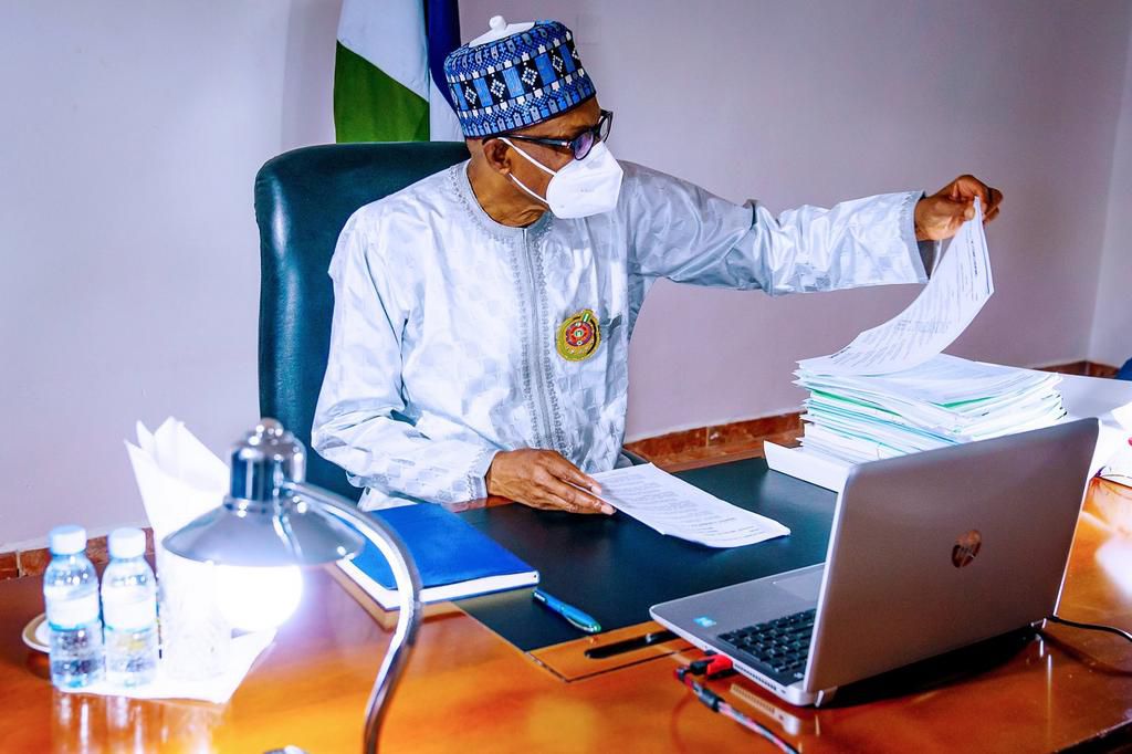 President Muhammadu Buhari joins the virtual Federal Executive Council meeting from his Daura country home in Katsina. [Twitter/@BashirAhmaad]